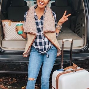 NWOT Pink Lily Boutique Fur Vest Size S